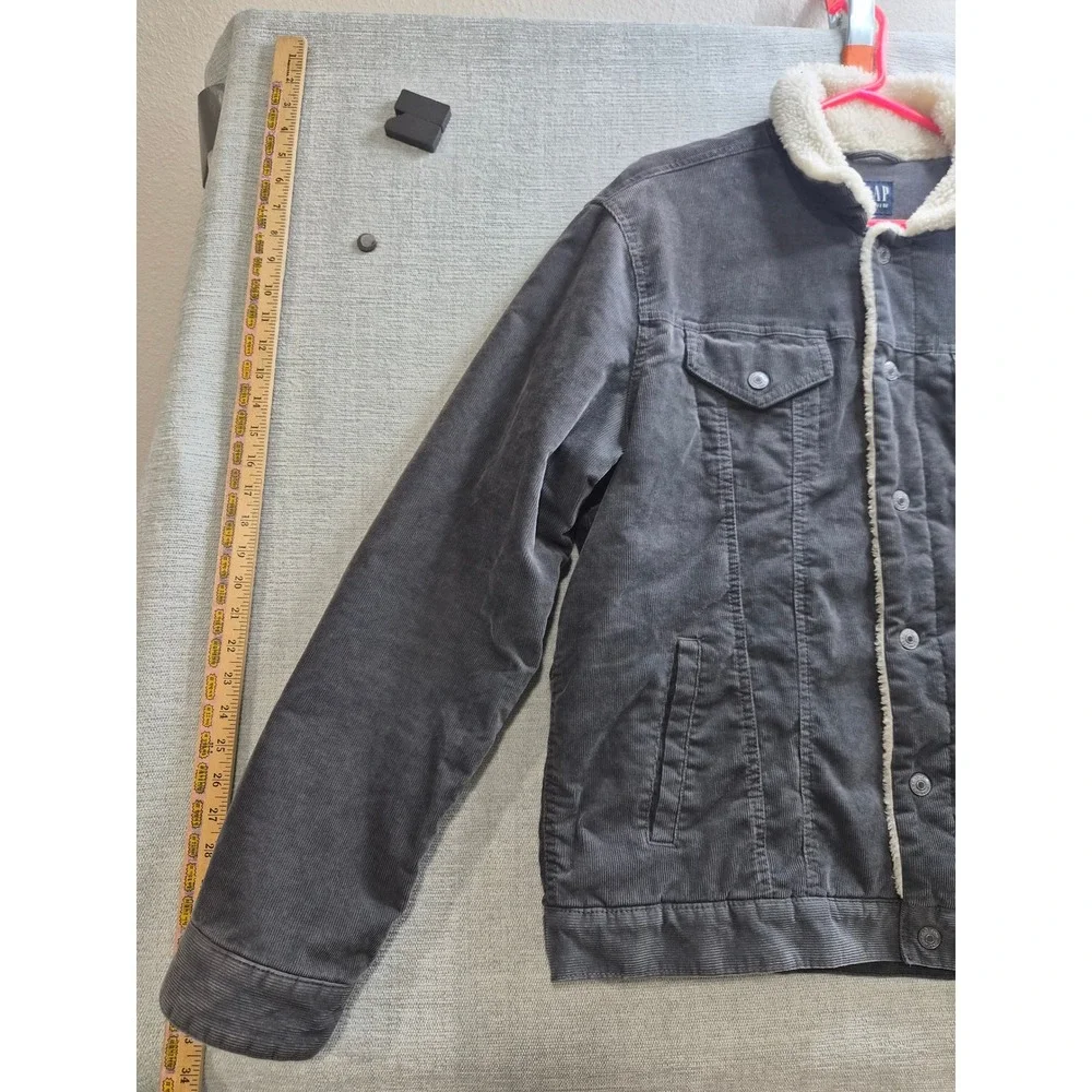 Gap for Good Corduroy Trucker Jacket Men Large Charcoal Gray Sherpa Lined Collar